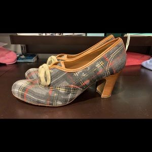 Grey plaid stacked heels